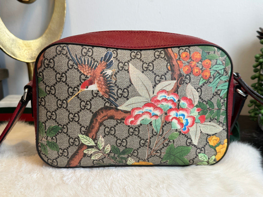GUCCI Supreme Tian Camera Bag Multicolor Red – Mautto