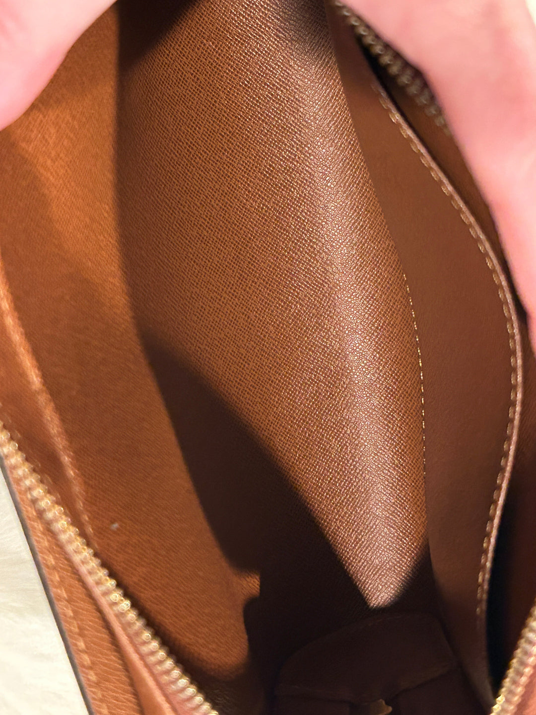 Louis Vuitton Monogram Orsay Clutch – Mautto