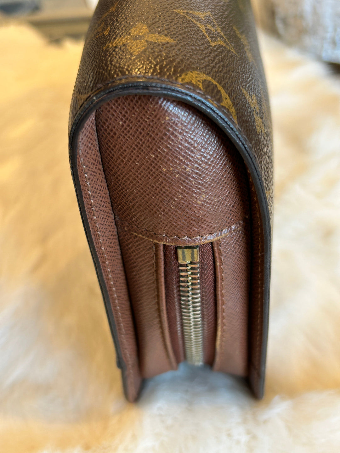 Louis Vuitton Monogram Orsay Clutch – Mautto