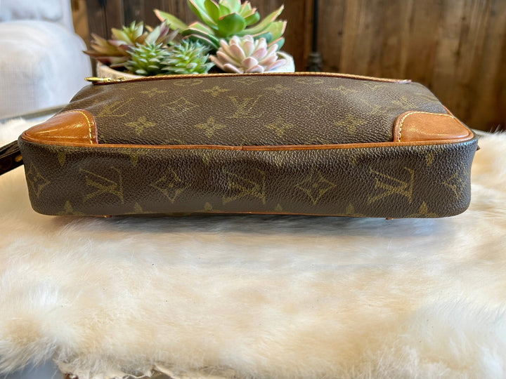 Louis Vuitton Monogram Marly Dragonne GM Clutch – Mautto
