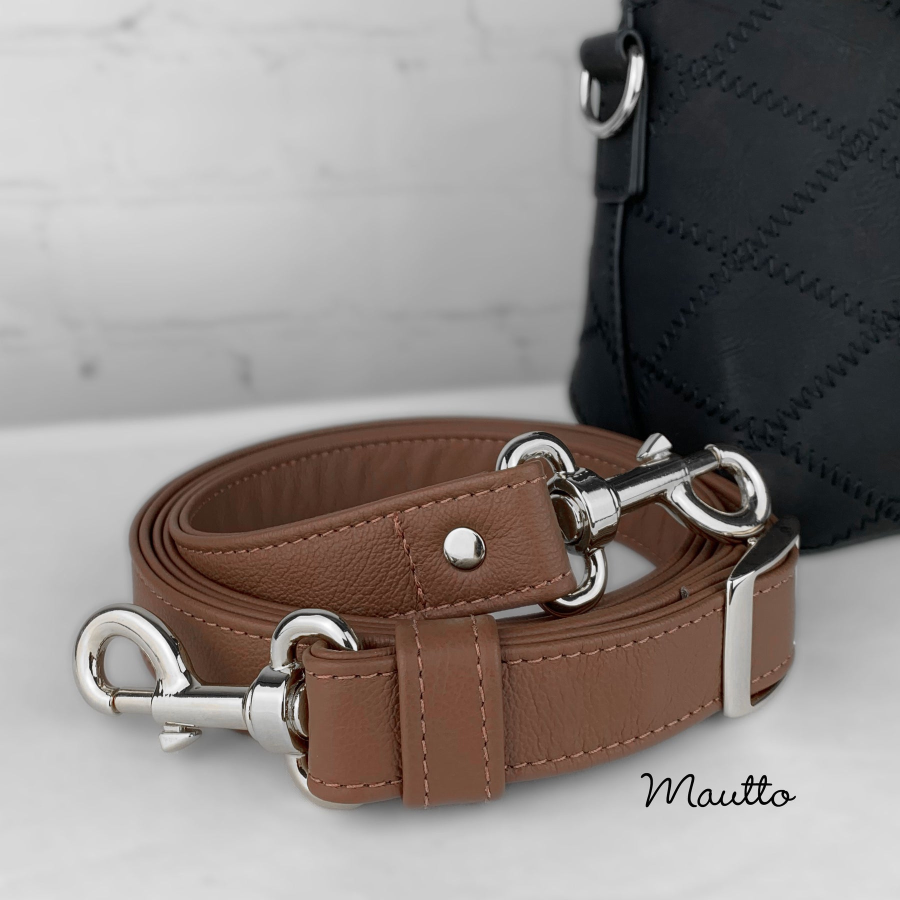 Mautto Adjustable Leather Crossbody Strap